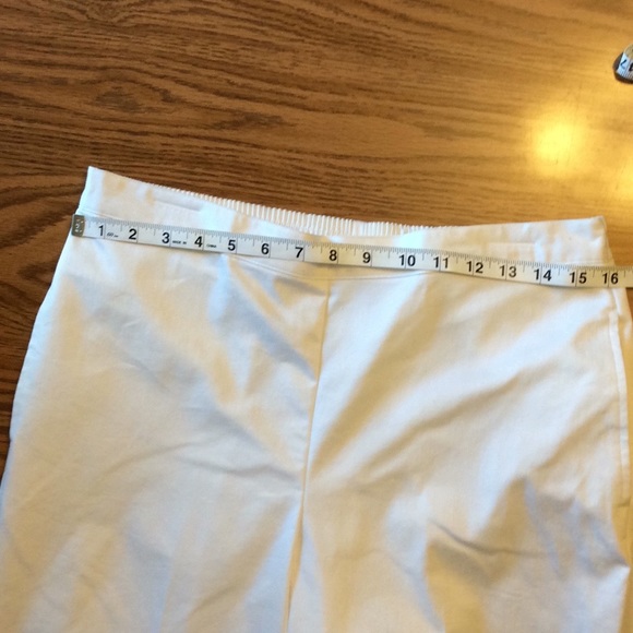 Alfred Dunner, Women’s, white, size 12P pants. - Picture 5 of 12